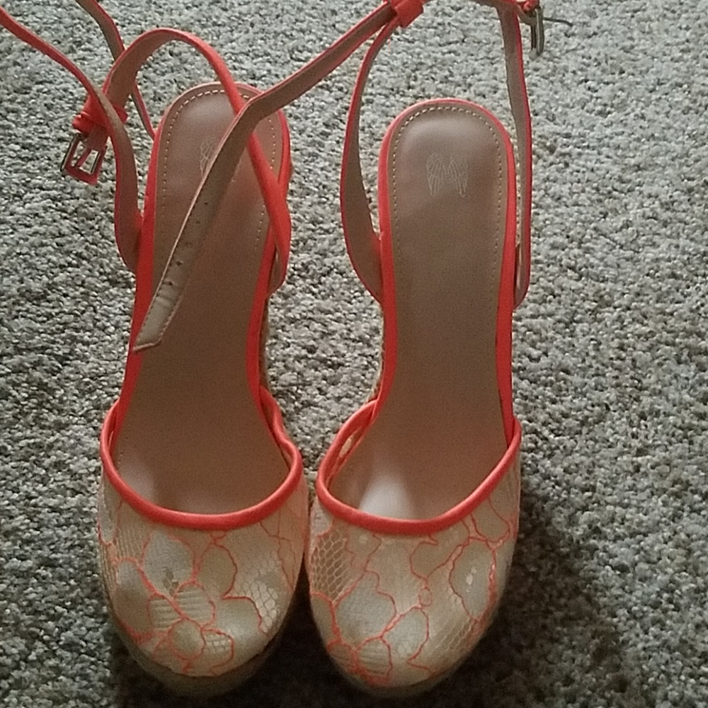 Victoria Secret Wedges Size 8.5